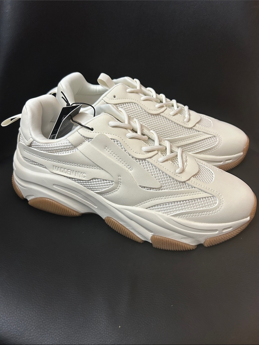 NWT 🆕 Steve Madden NYC Men’s Cream and Gum-Trim Chunky Sneakers